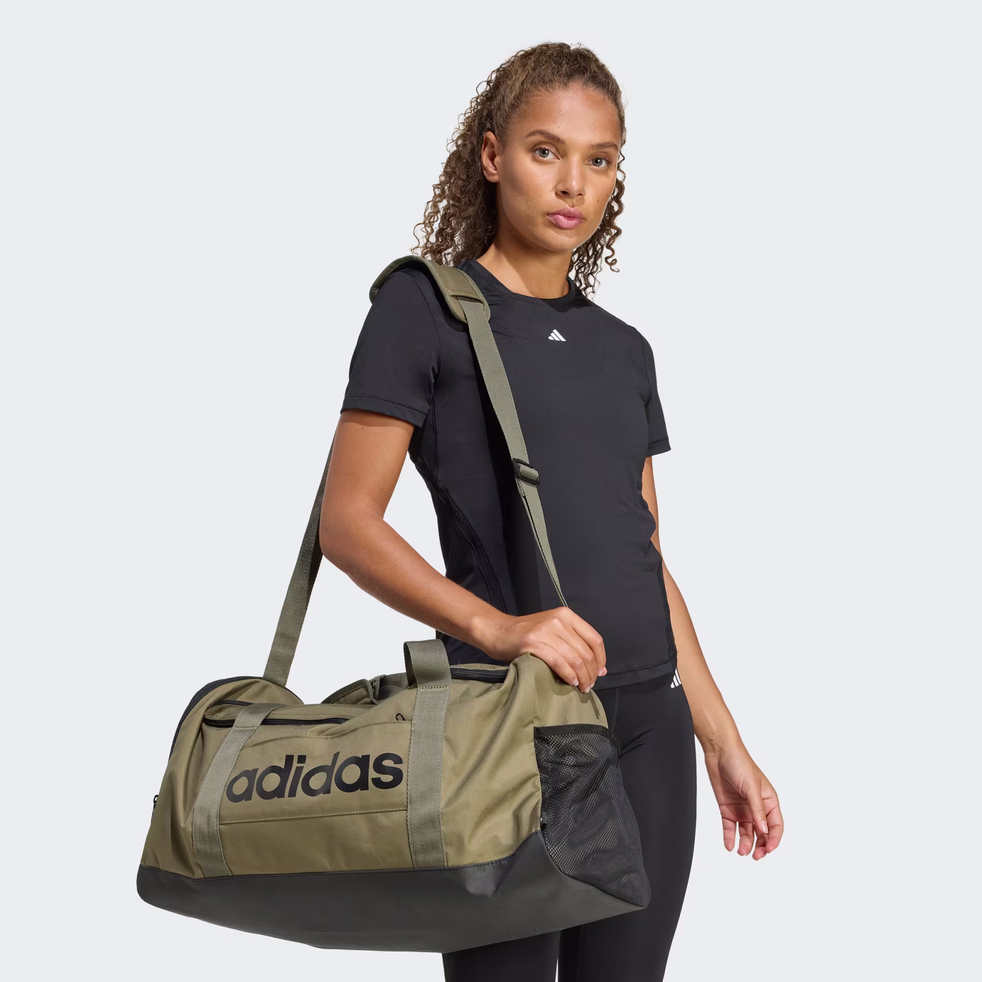 IN6119 Adidas LINEAR DUFFEL M Adidas LINEAR DUFFEL M - Image 1