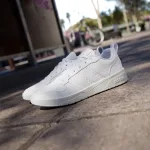Adidas COURTWAVE